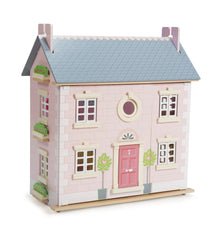 Doll Houses &amp; Accessories