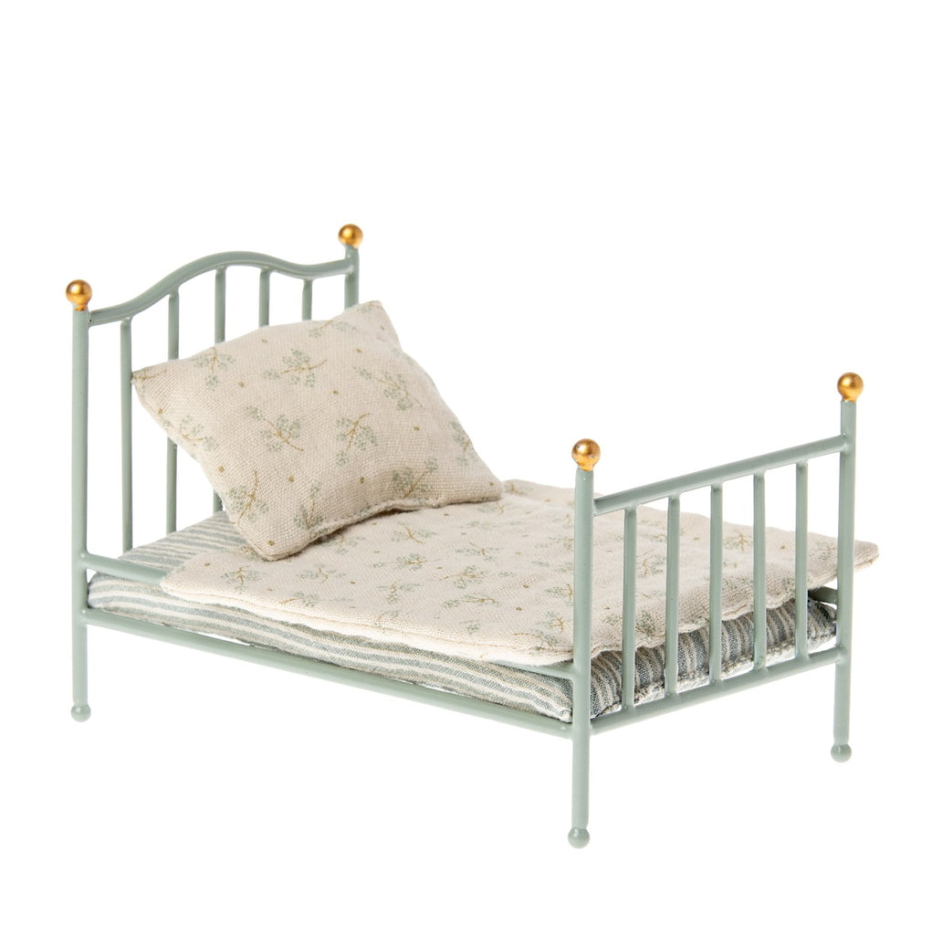 Maileg Mouse Vintage Bed