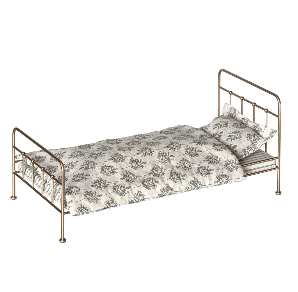 Maileg Medium Vintage Bed